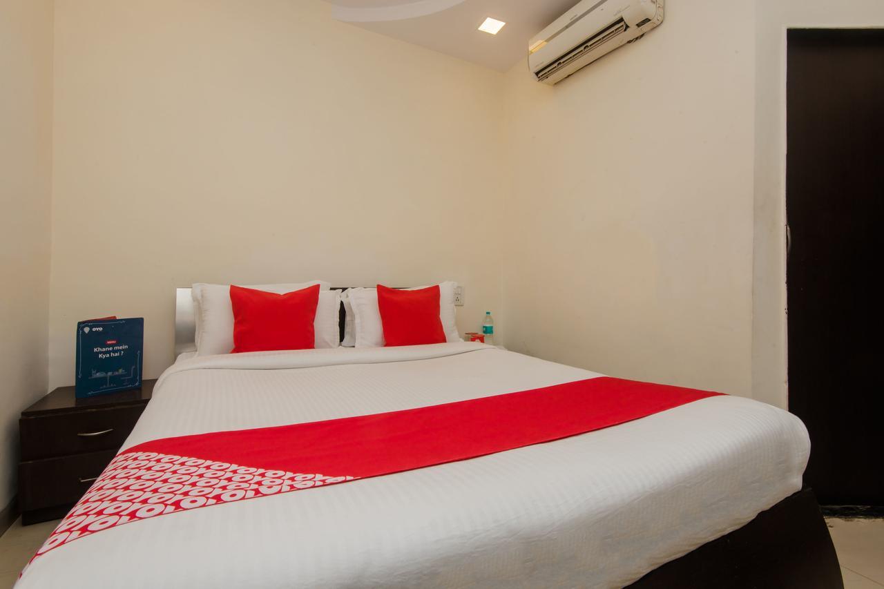 Oyo 10103 Hotel Aviva Bombay Eksteriør billede